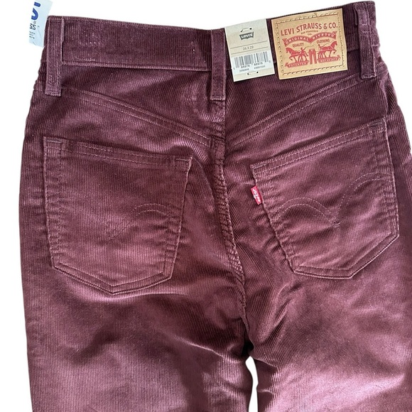 Levi's High Waisted High Rise Relaxed Mom Jean Size 26 NWT - Picture 13 of 17